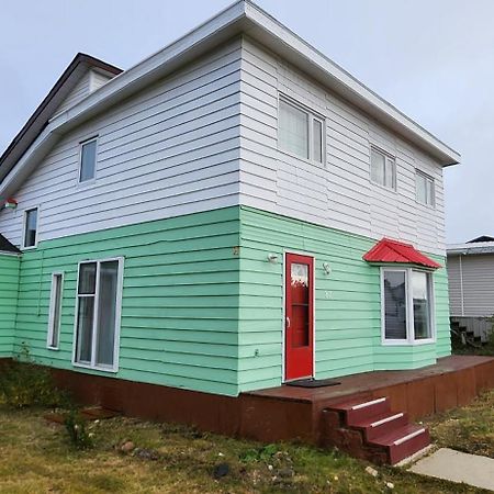 Polar Bear Bed And Breakfast Черчилл Екстер'єр фото