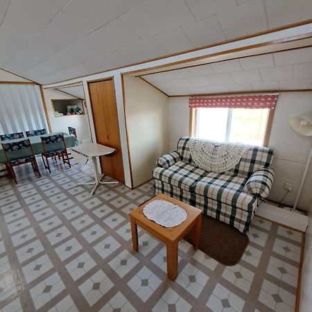 Polar Bear Bed And Breakfast Черчилл Екстер'єр фото