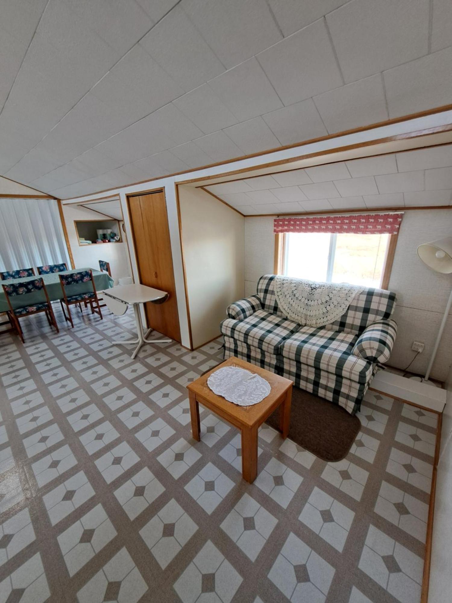 Polar Bear Bed And Breakfast Черчилл Екстер'єр фото